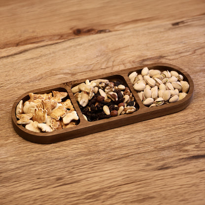 DECCARO Servierplatte Acacia, oval, längliche Form mit 3-facher Einteilung für Snacks, aus braunem Akazienholz. Zeitloses, elegantes Design. 