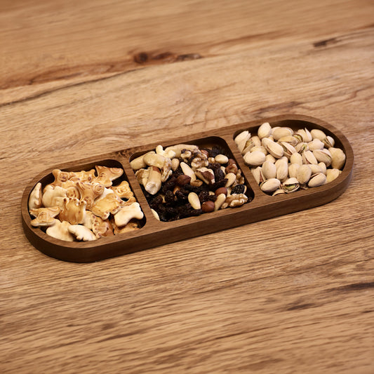 DECCARO Servierplatte Acacia, oval, längliche Form mit 3-facher Einteilung für Snacks, aus braunem Akazienholz. Zeitloses, elegantes Design. 