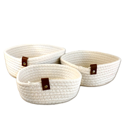 deccaro aufbewahrungskorb set, 3er set aus weißem baumwollseil mit brauner kunstleder dekolasche, 3 unterschiedliche größen